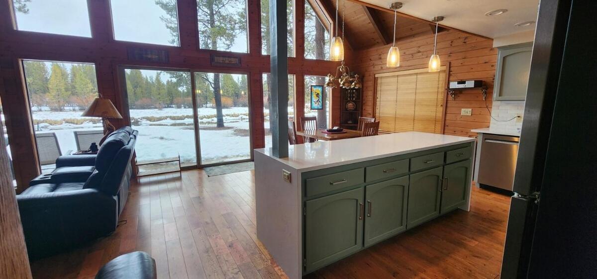 Mt. Bachelor & Sun River Get Away Bend Extérieur photo